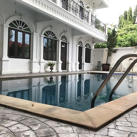 Chic Boutique Hotel Phuket Exterior foto