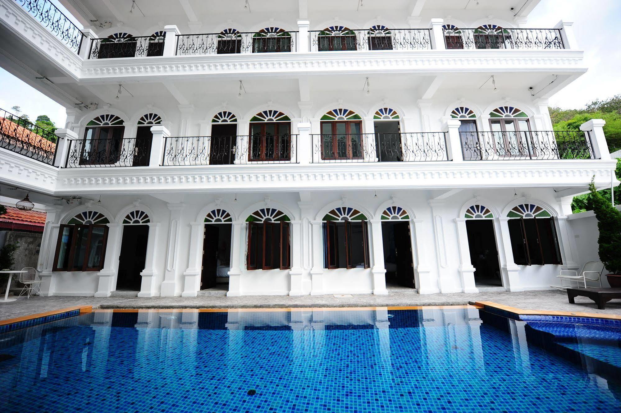 Chic Boutique Hotel Phuket Exterior foto